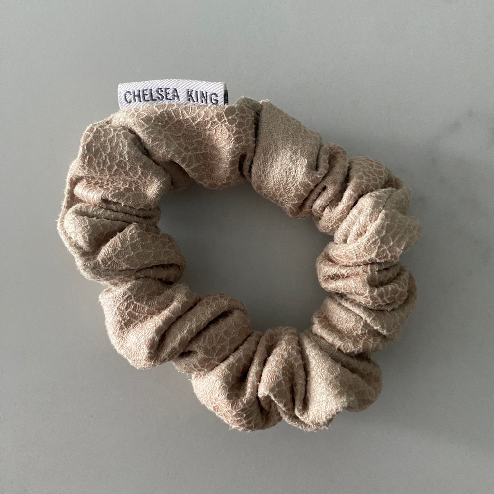 Chelsea King Cream Leather Scrunchie